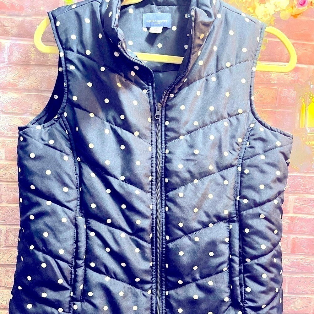 LAURA SCOTT POLKA DOT VEST.